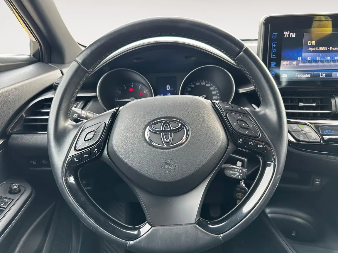 TOYOTA C-HR