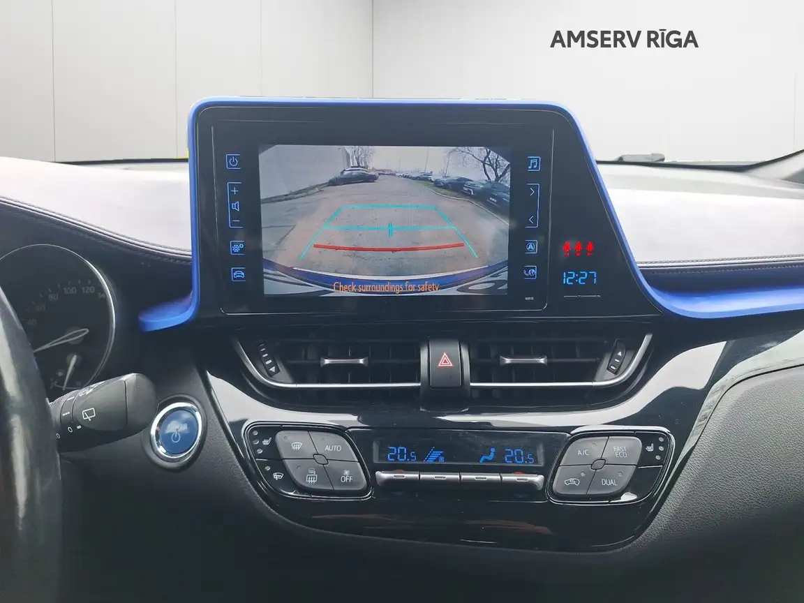 TOYOTA C-HR