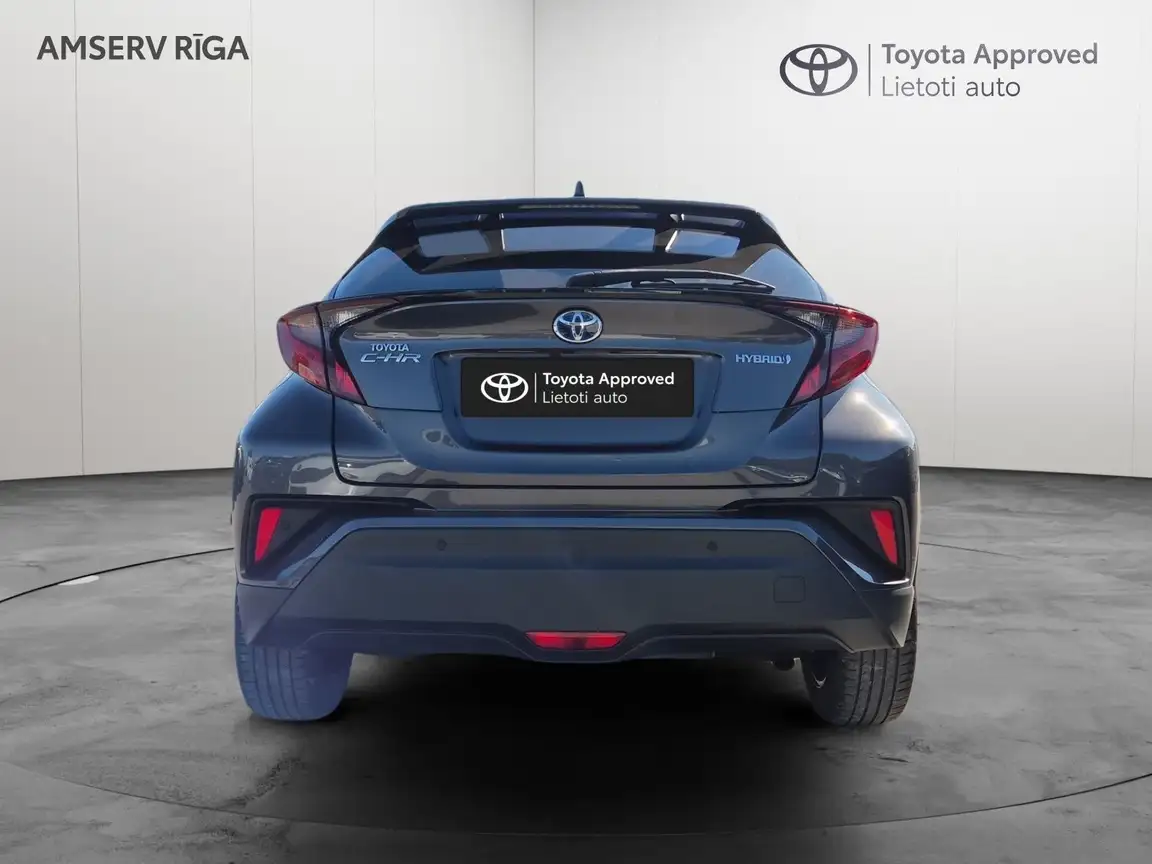 TOYOTA C-HR