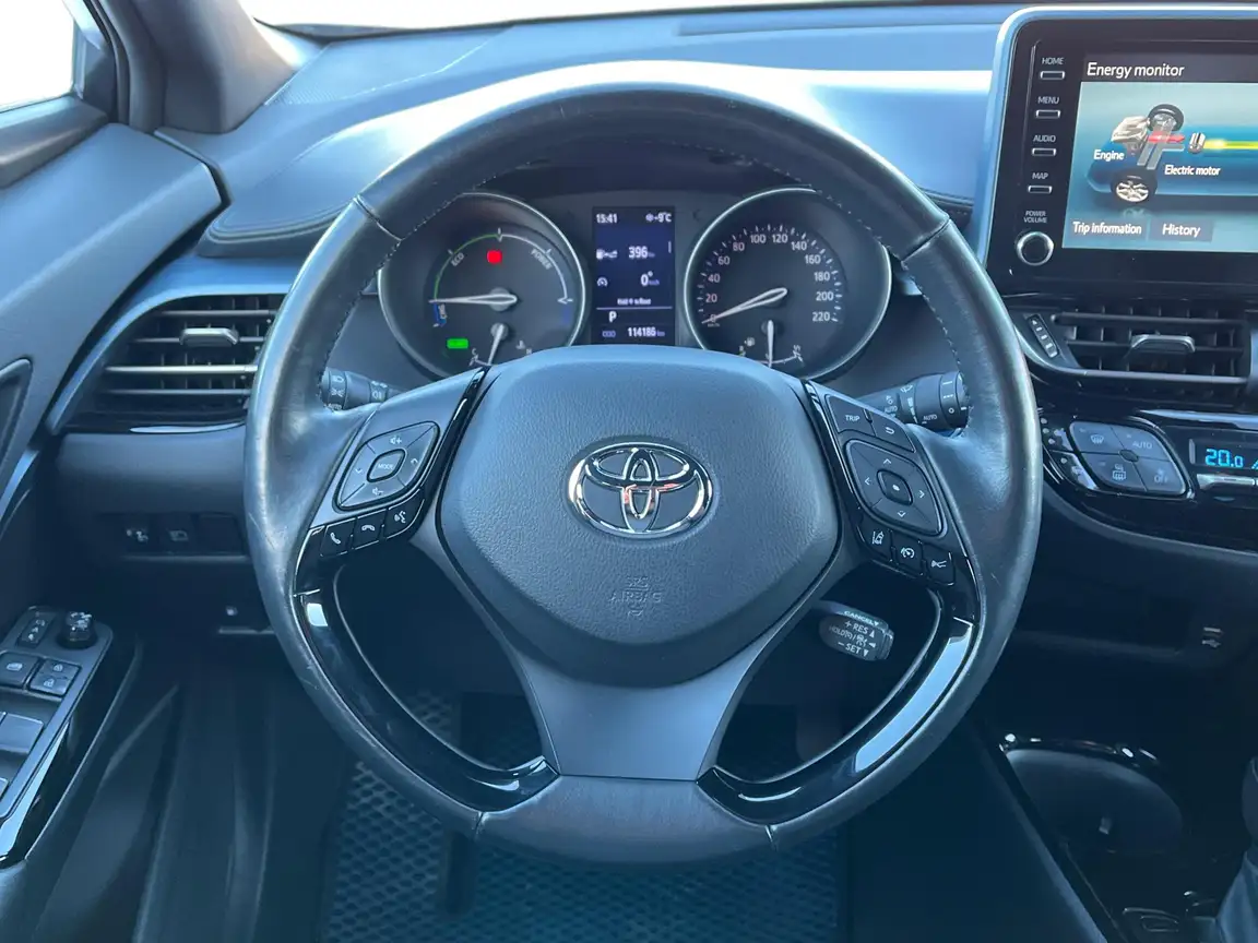 TOYOTA C-HR