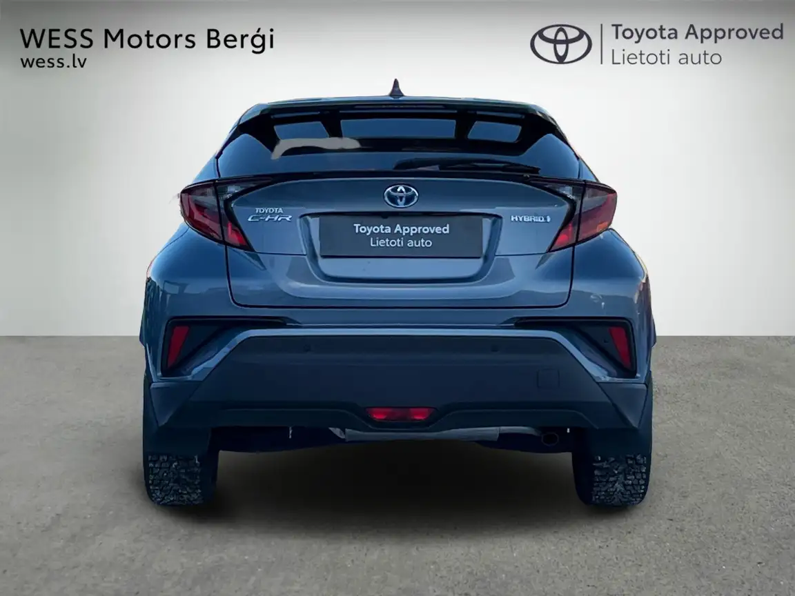 TOYOTA C-HR