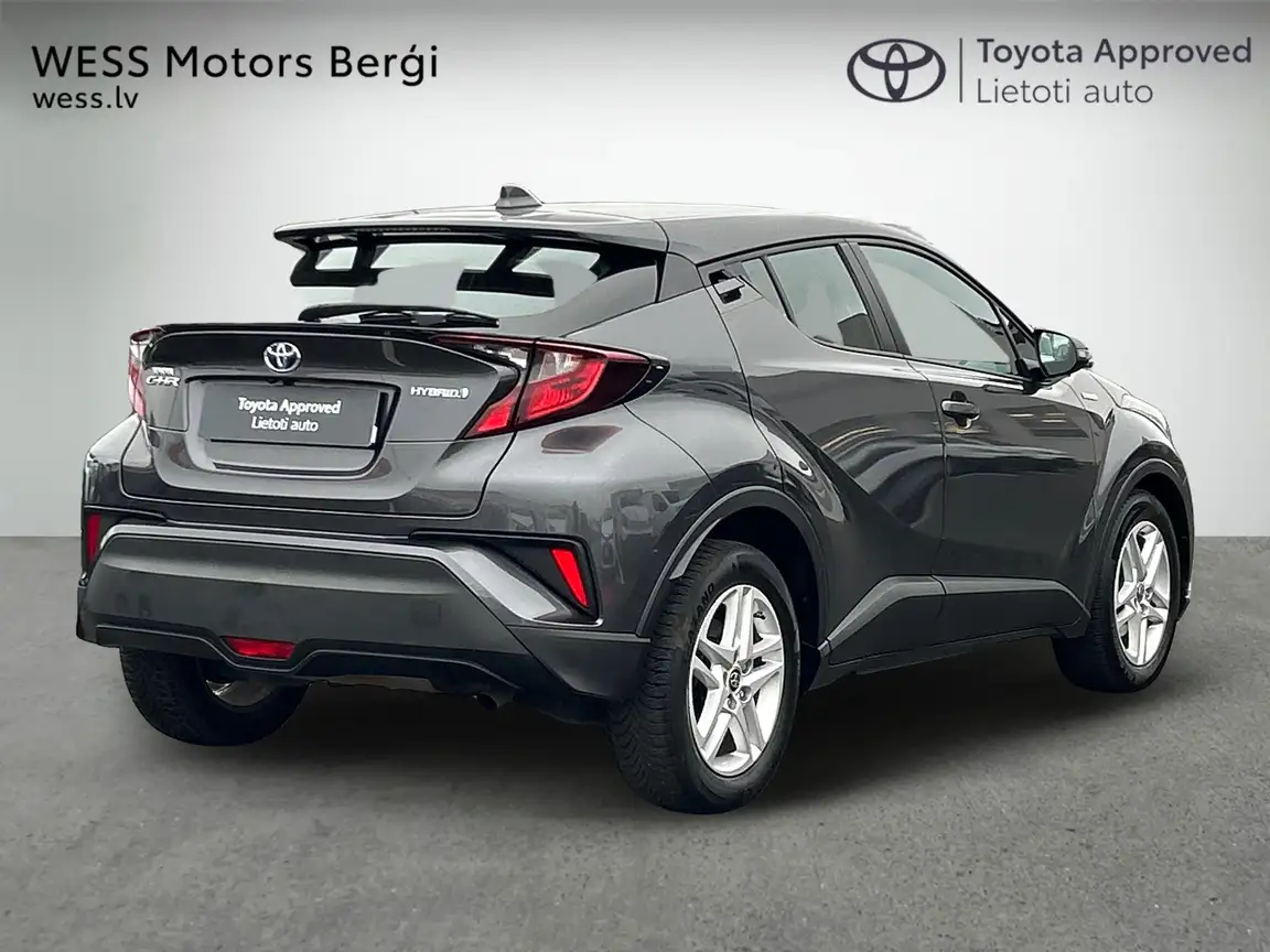 TOYOTA C-HR