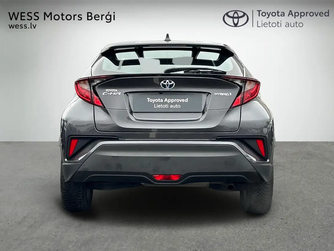 TOYOTA C-HR
