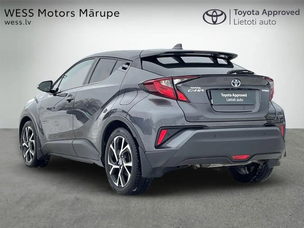 TOYOTA C-HR
