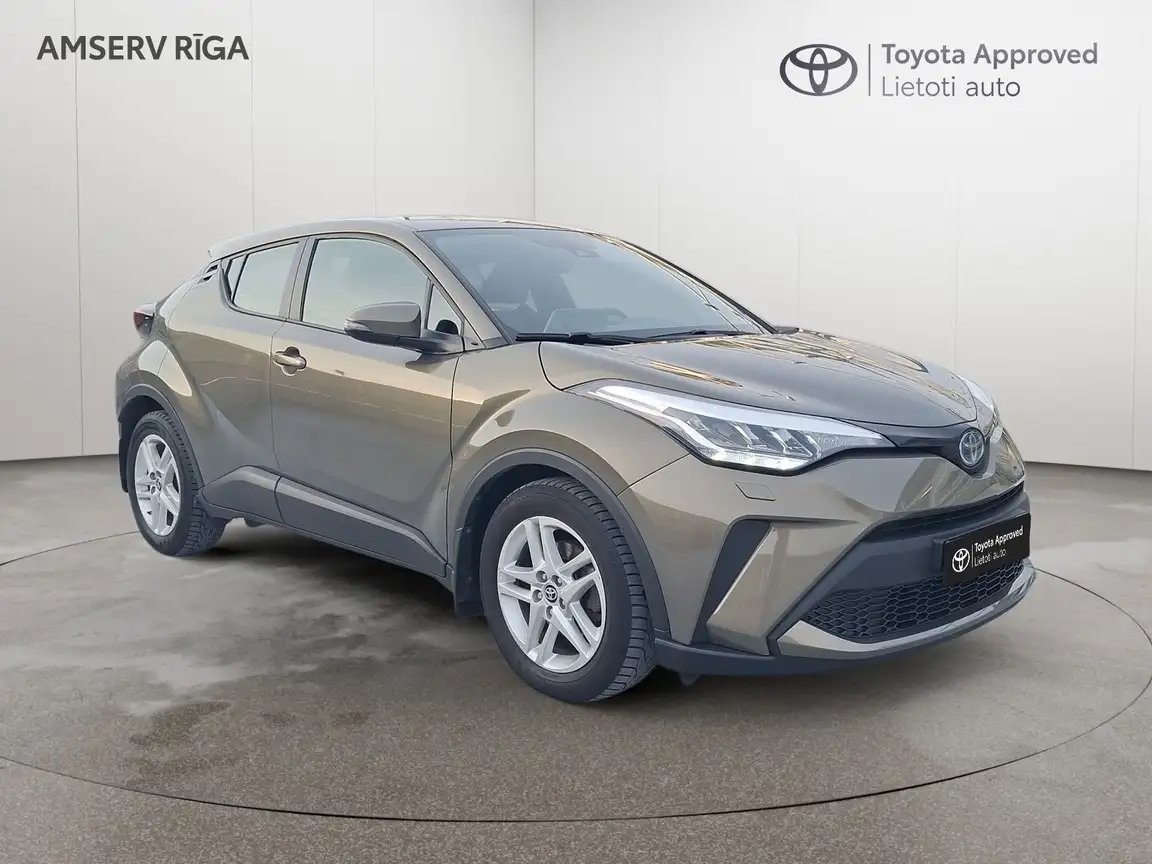 TOYOTA C-HR