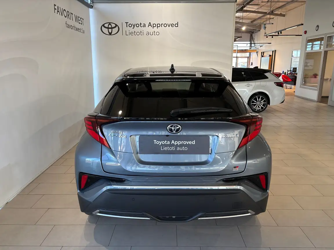 TOYOTA C-HR
