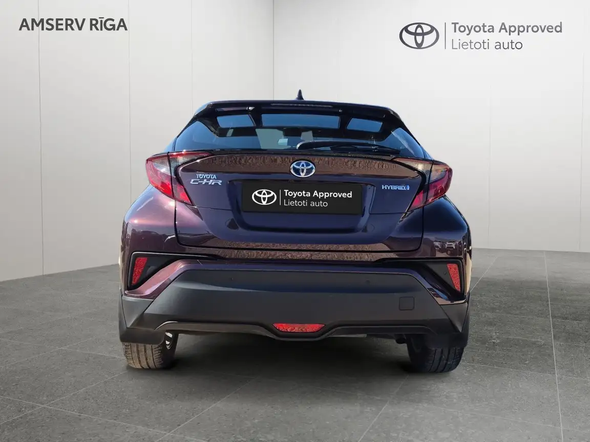 TOYOTA C-HR