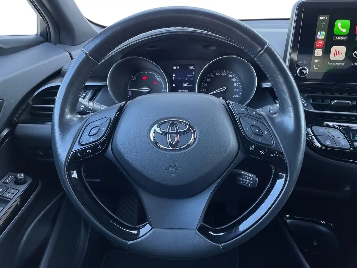 TOYOTA C-HR