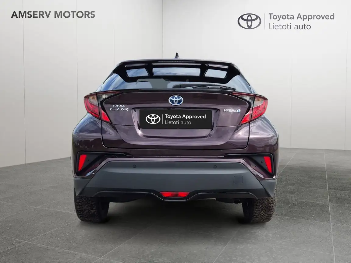 TOYOTA C-HR