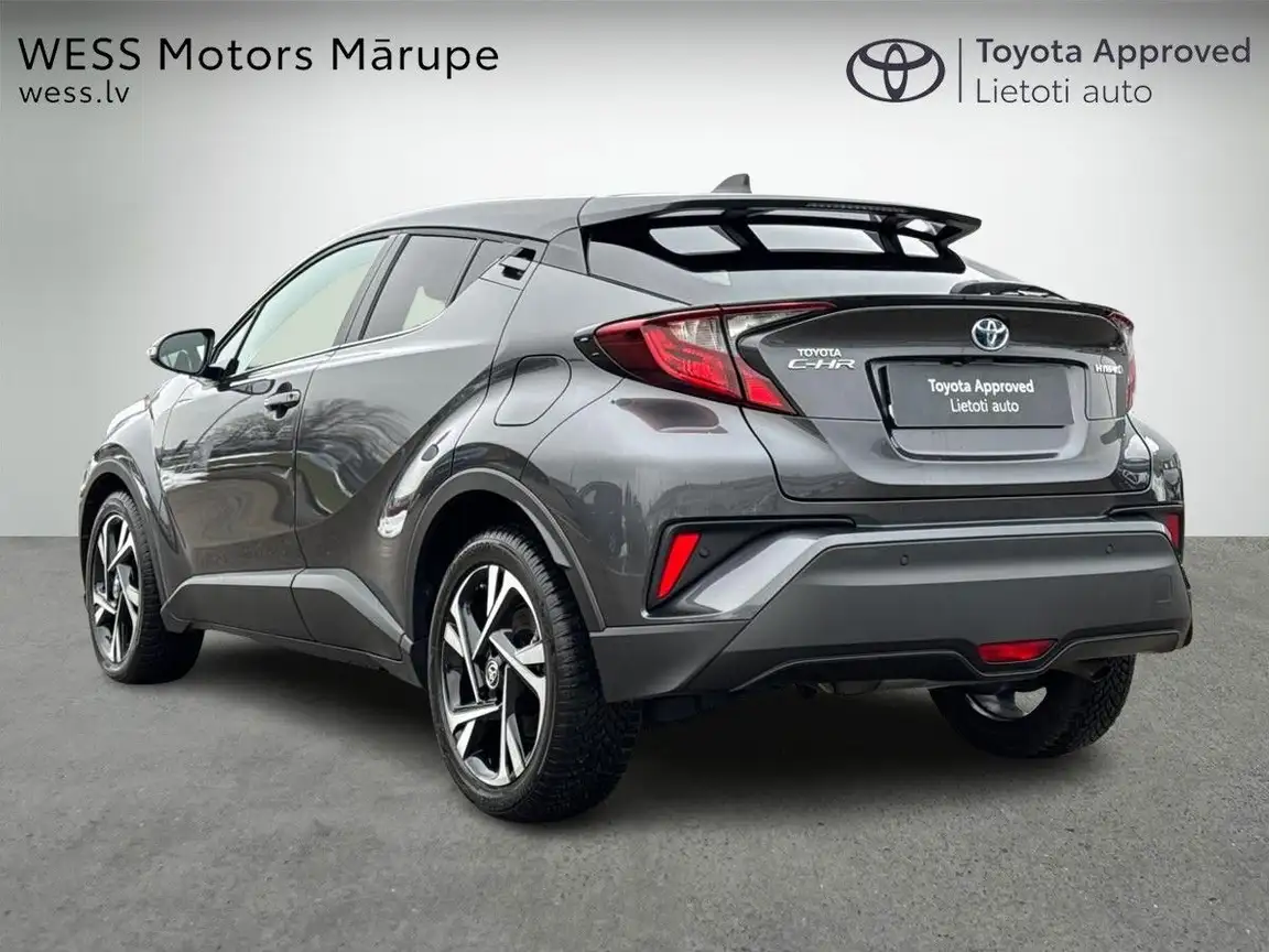 TOYOTA C-HR