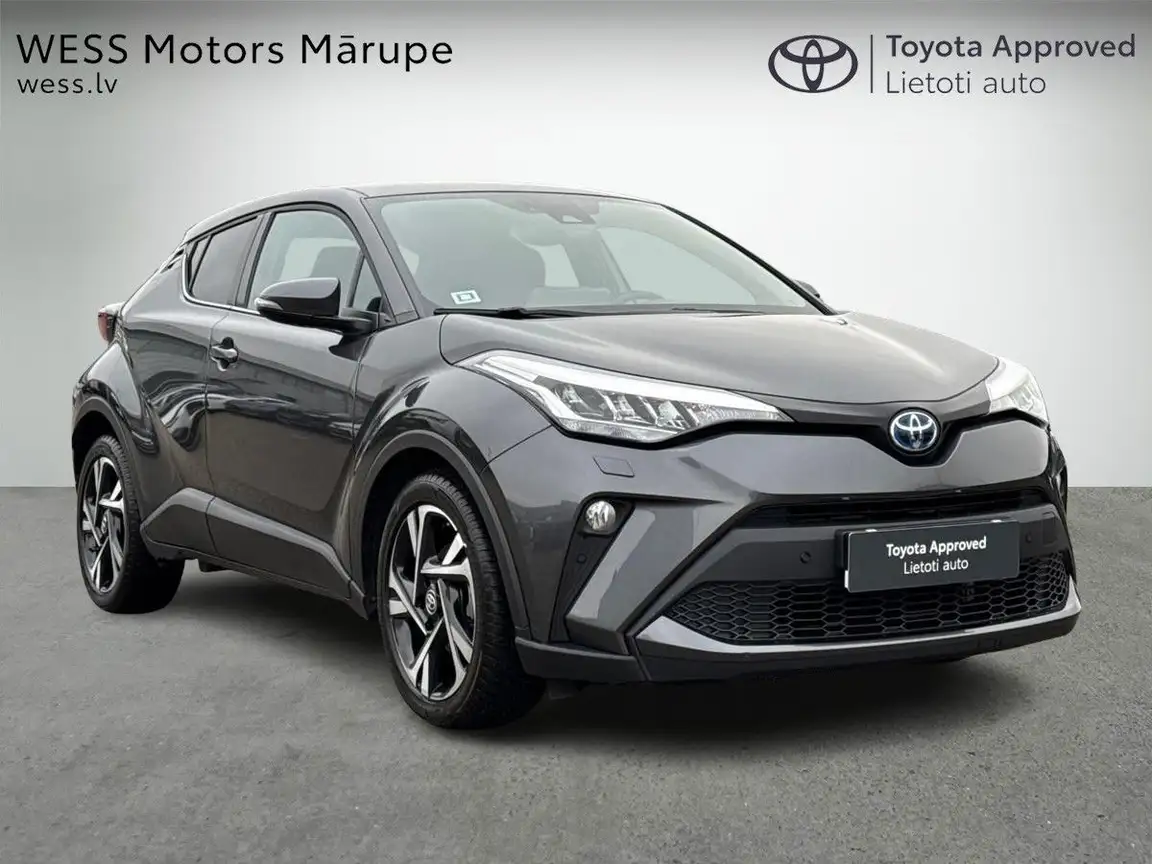 TOYOTA C-HR