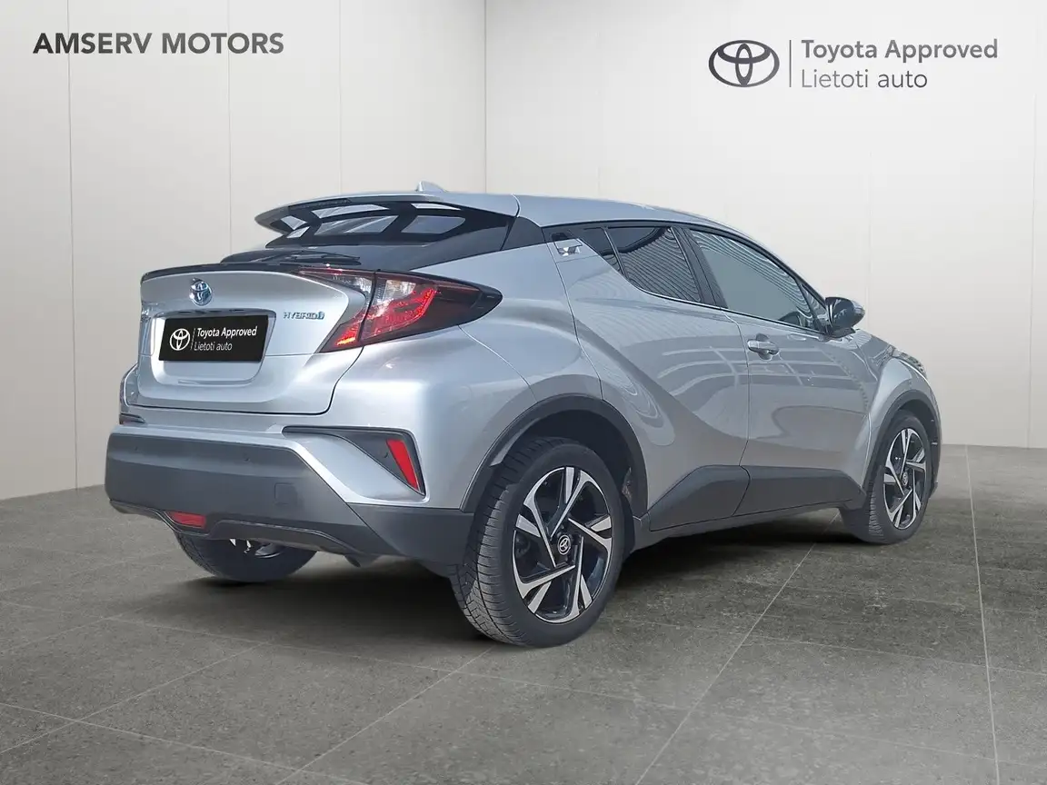 TOYOTA C-HR