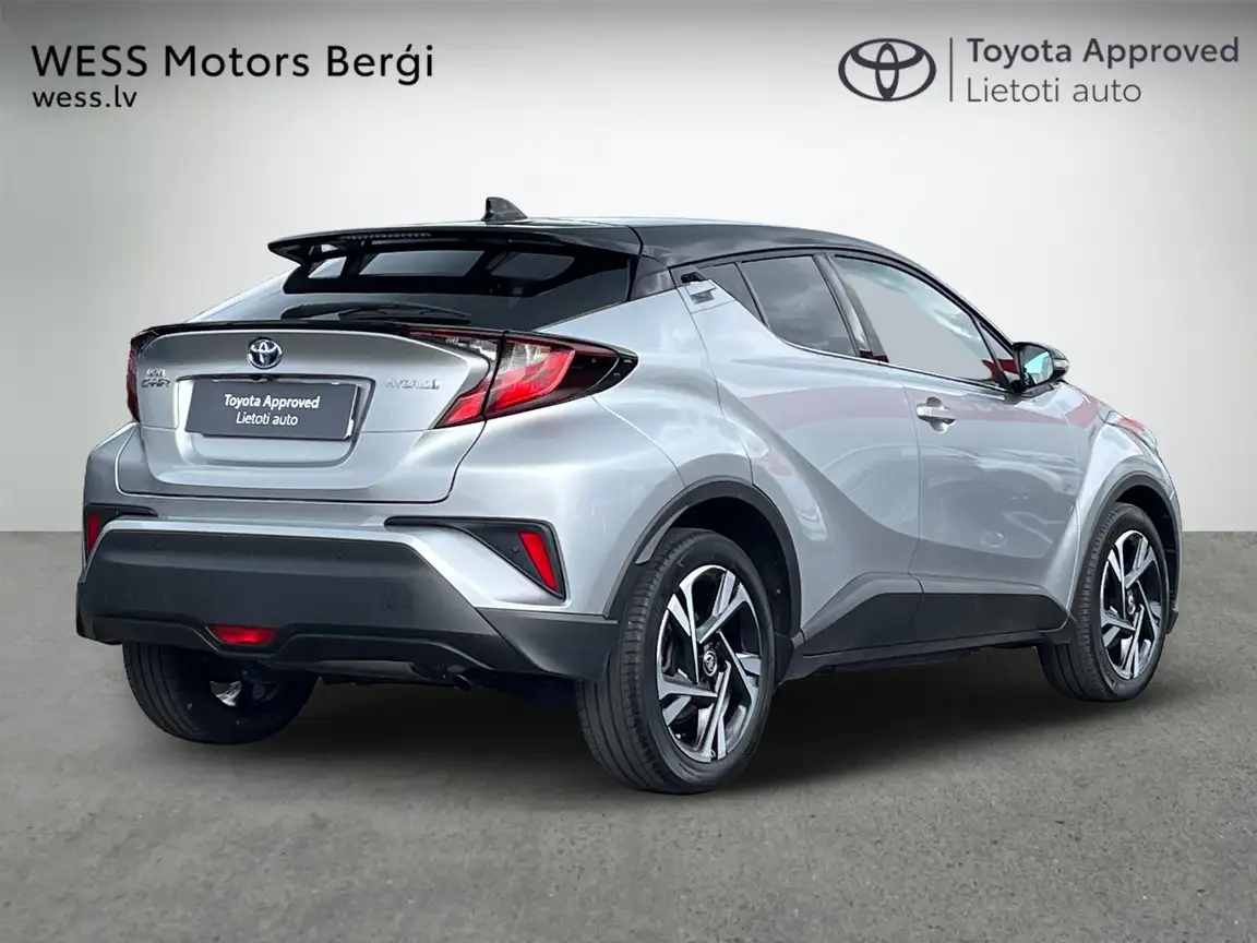 TOYOTA C-HR
