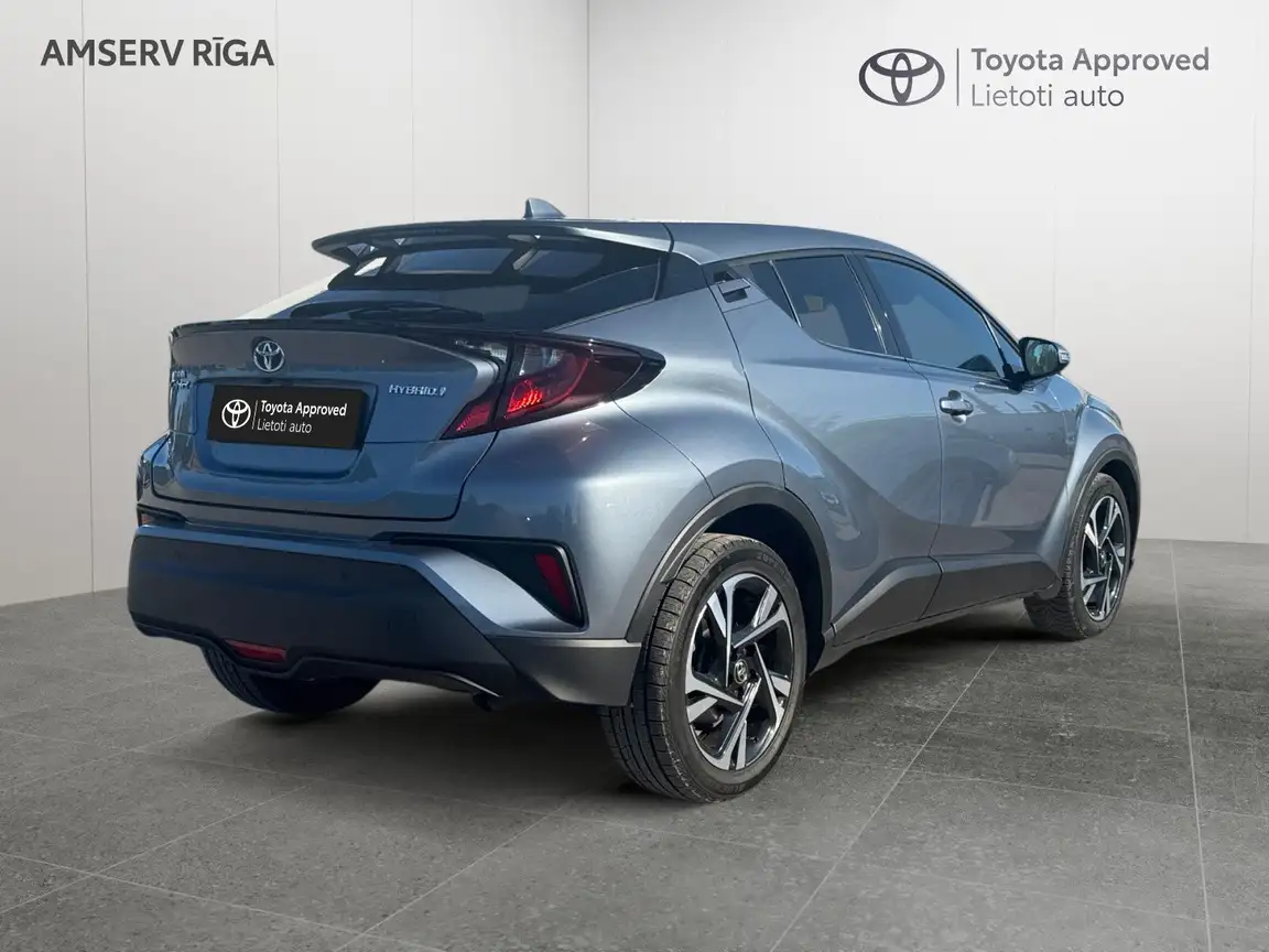 TOYOTA C-HR