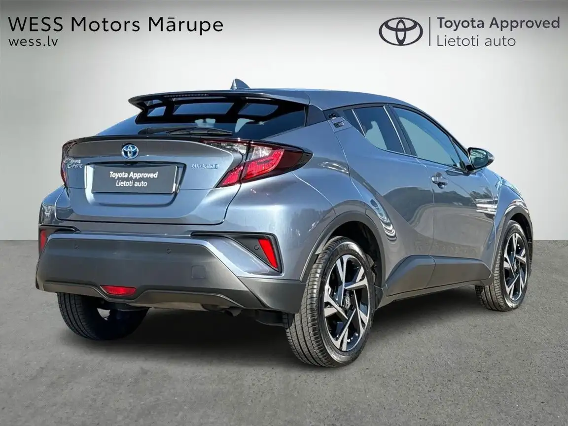 TOYOTA C-HR