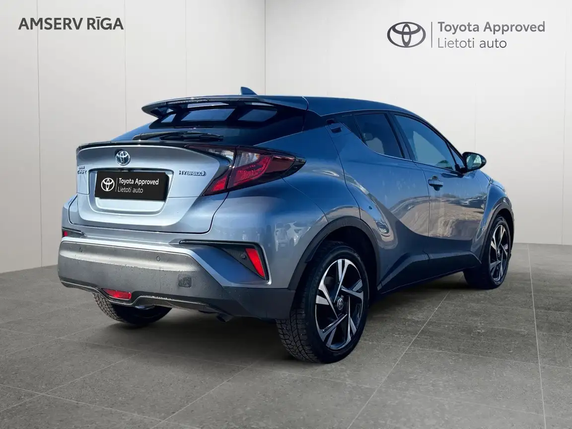 TOYOTA C-HR