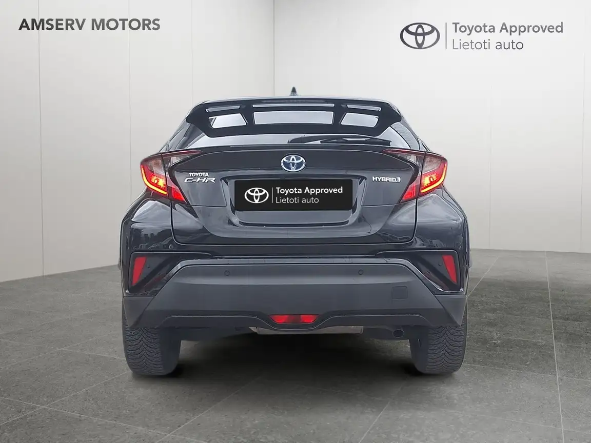 TOYOTA C-HR
