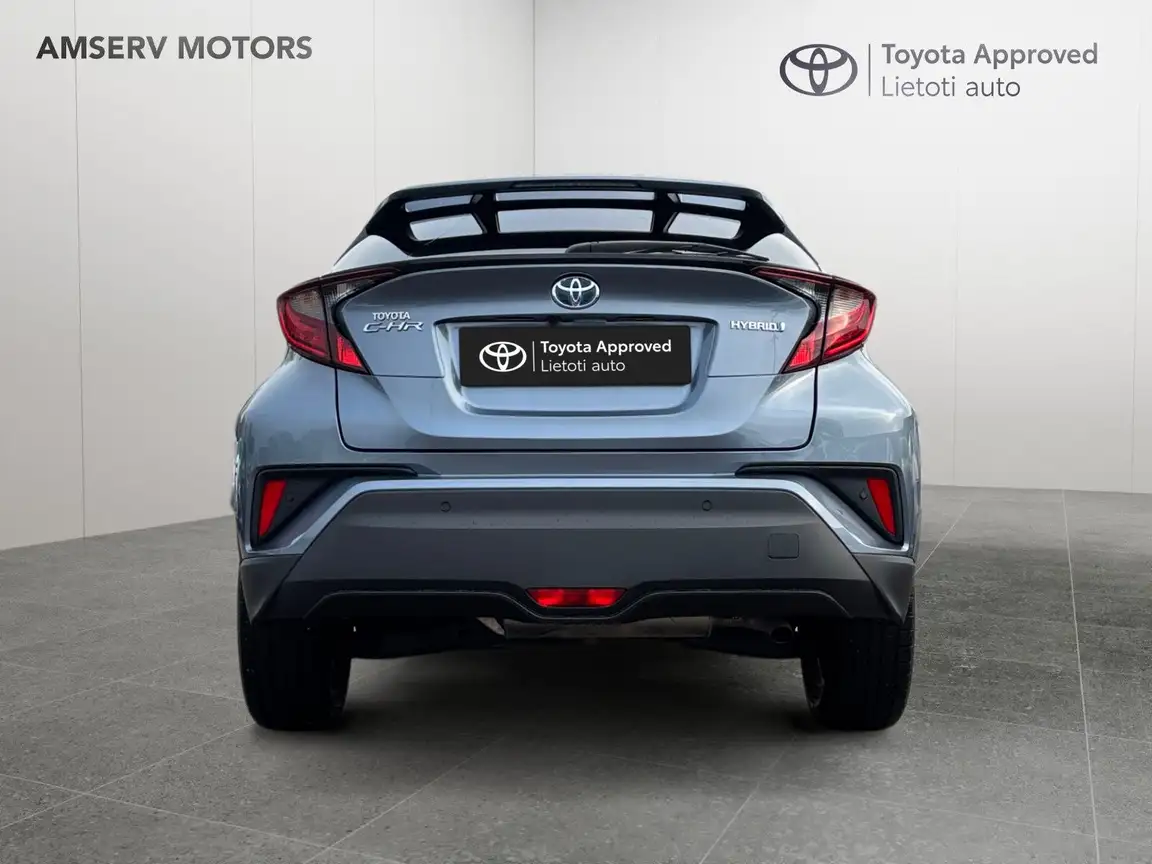 TOYOTA C-HR