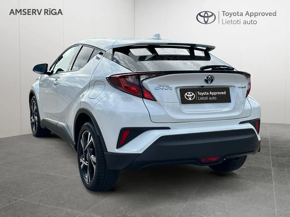 TOYOTA C-HR