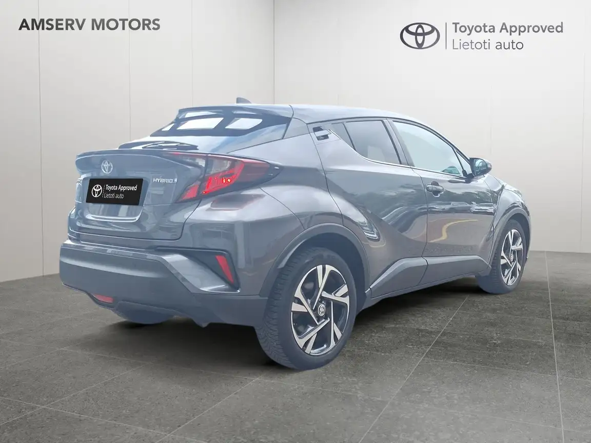 TOYOTA C-HR