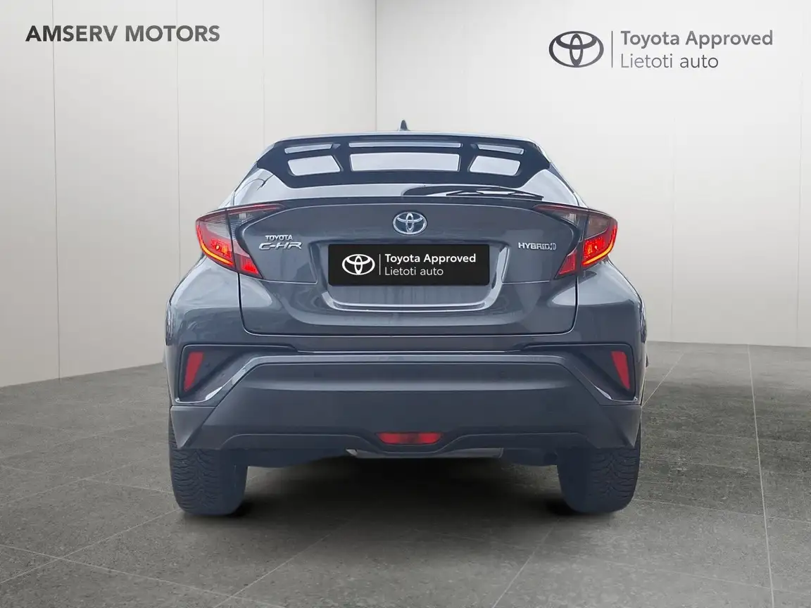 TOYOTA C-HR
