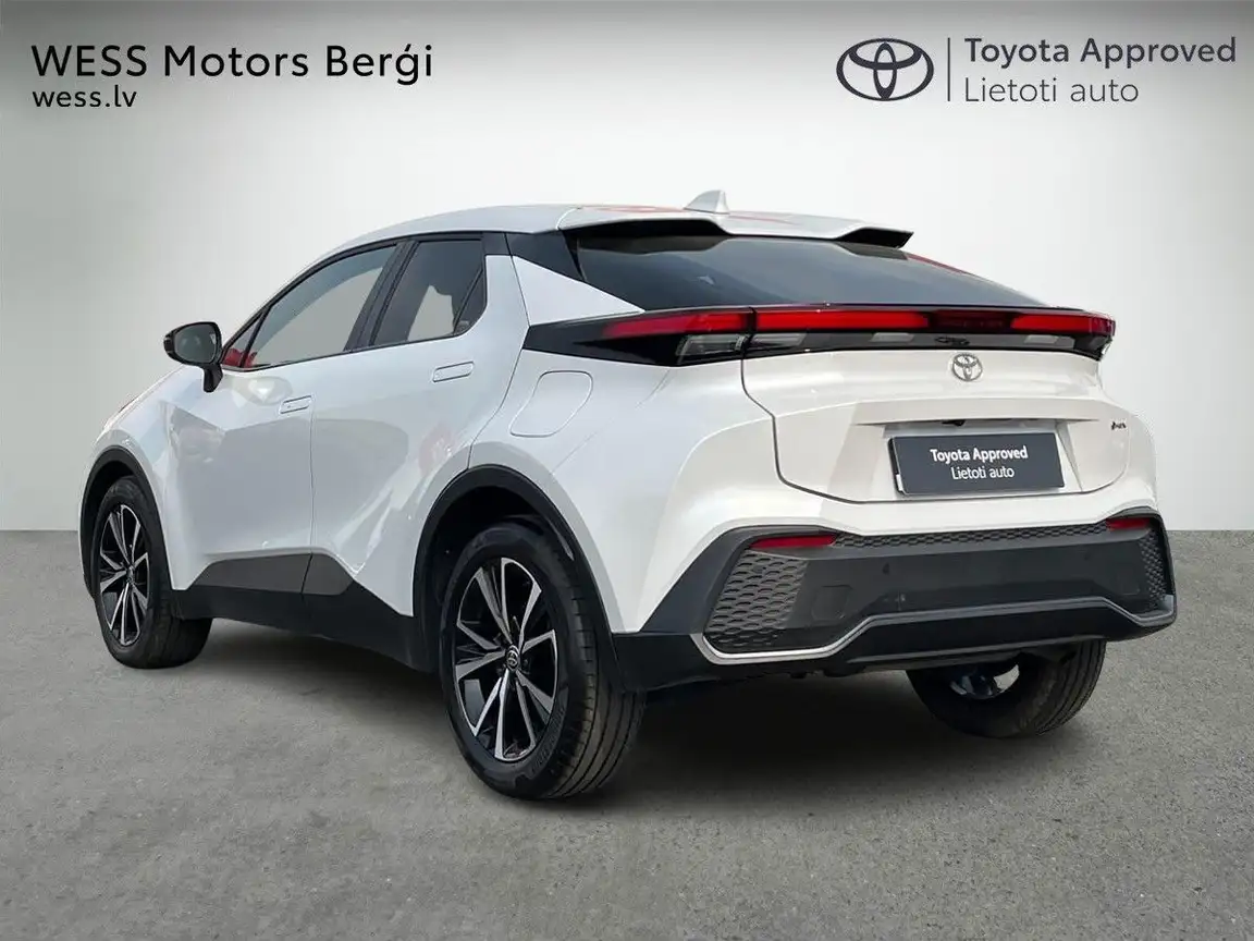 TOYOTA C-HR