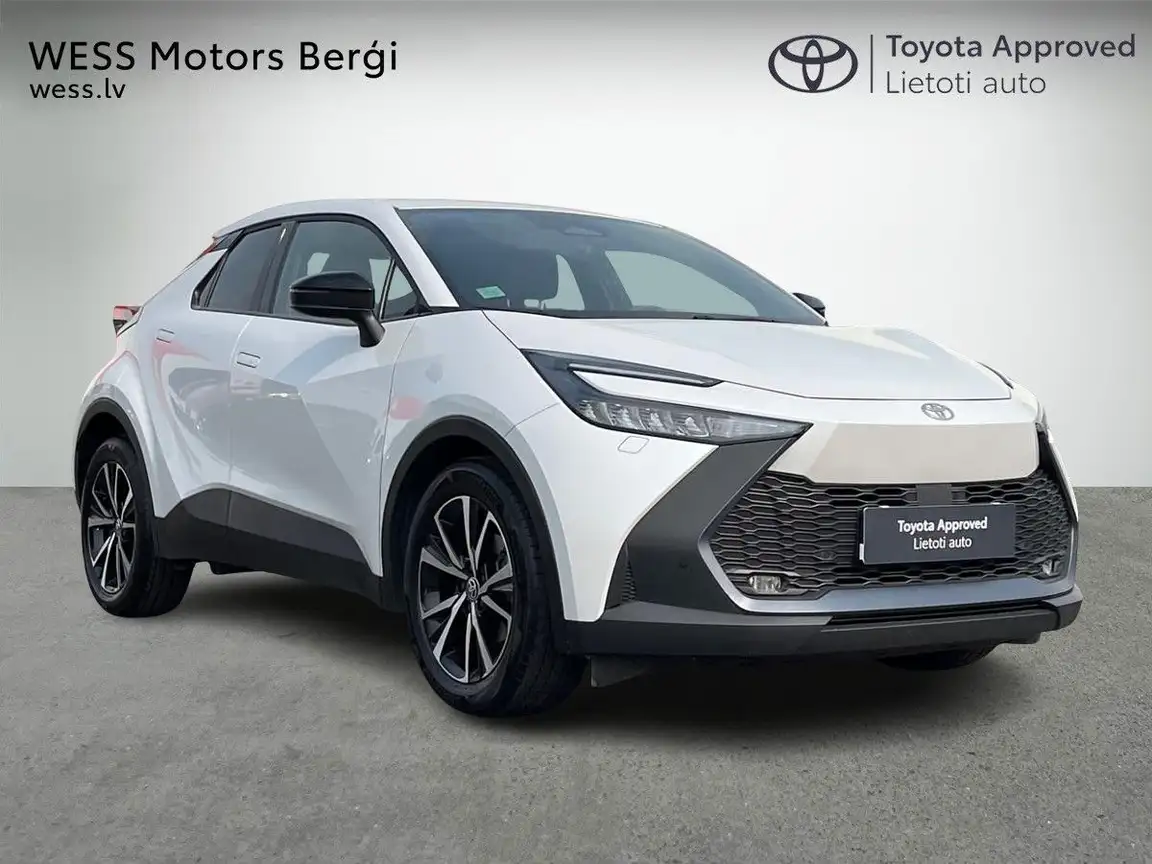 TOYOTA C-HR