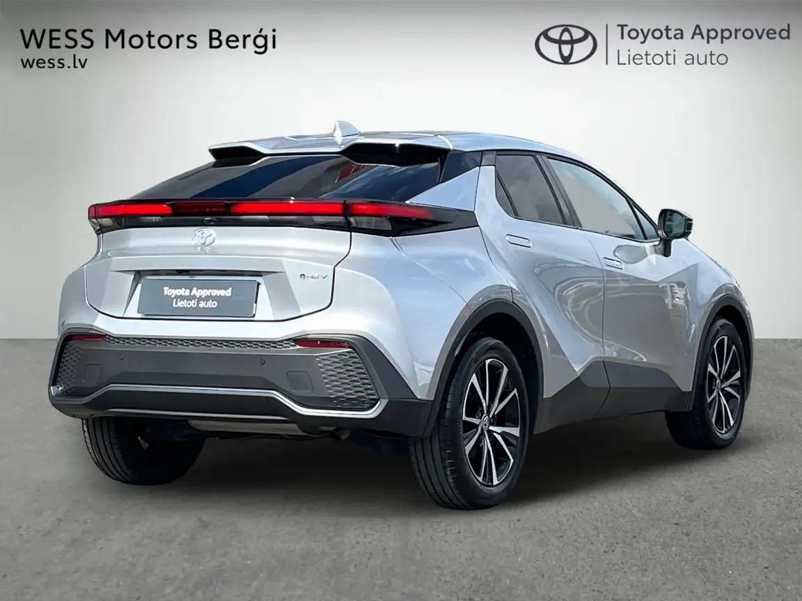 TOYOTA C-HR