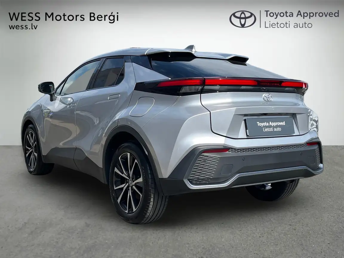 TOYOTA C-HR