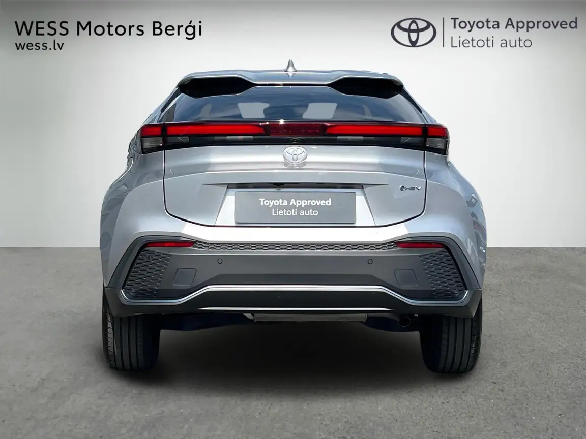 TOYOTA C-HR
