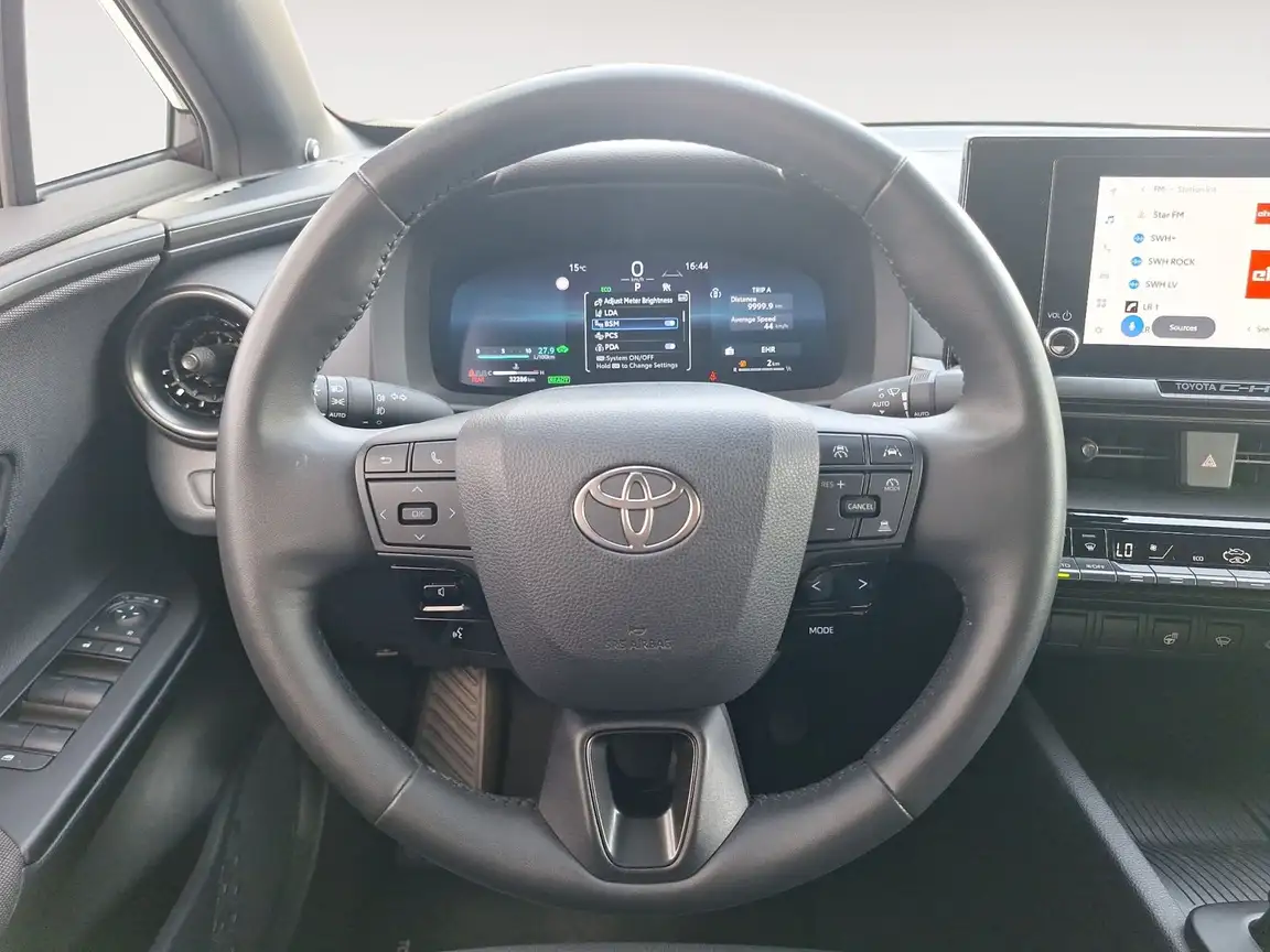 TOYOTA C-HR