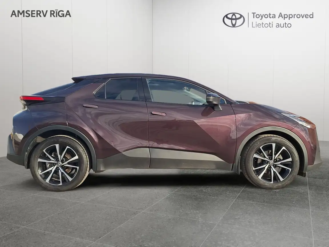 TOYOTA C-HR