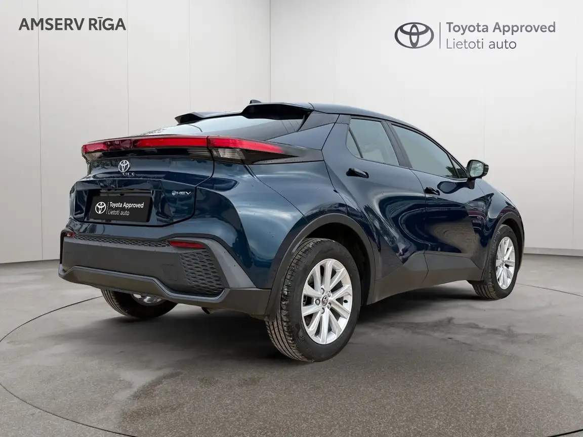 TOYOTA C-HR