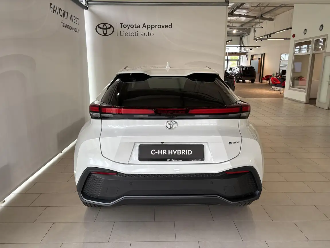 TOYOTA C-HR