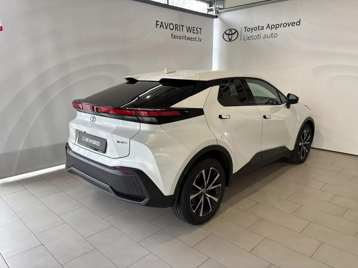 TOYOTA C-HR