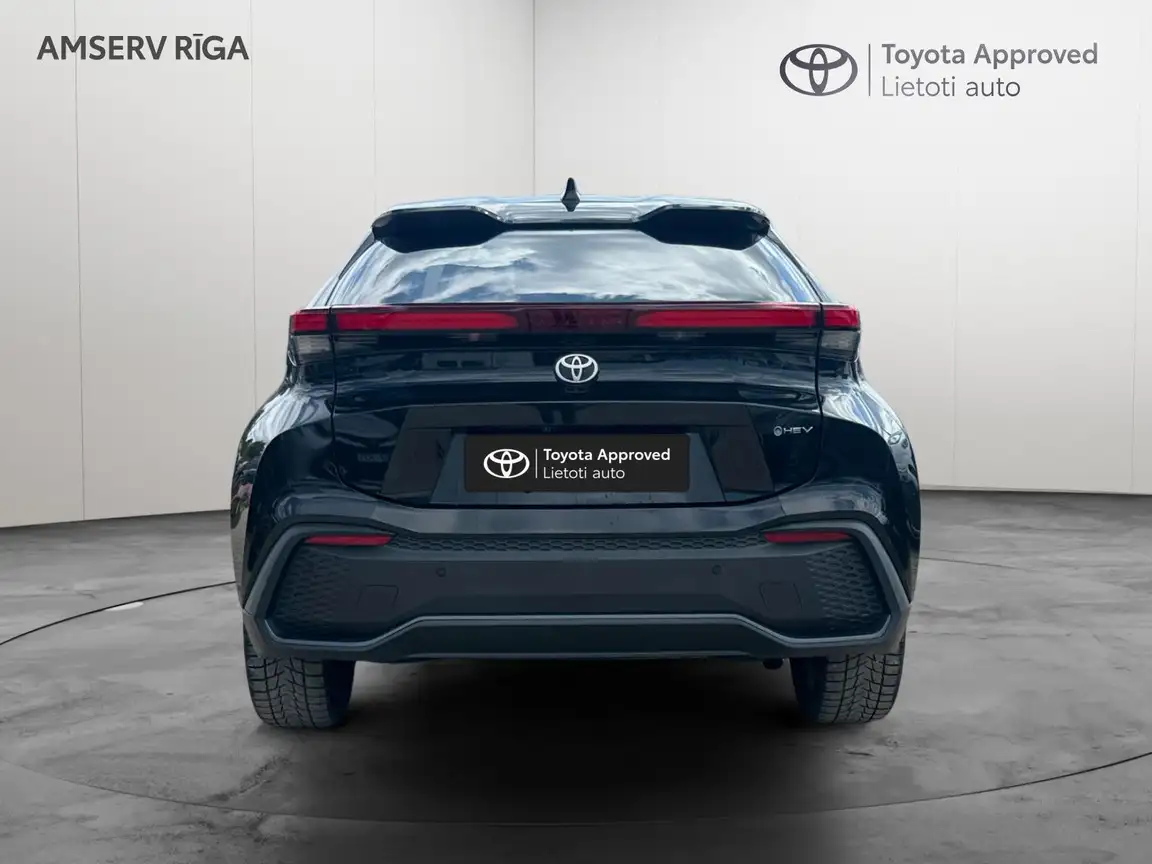 TOYOTA C-HR