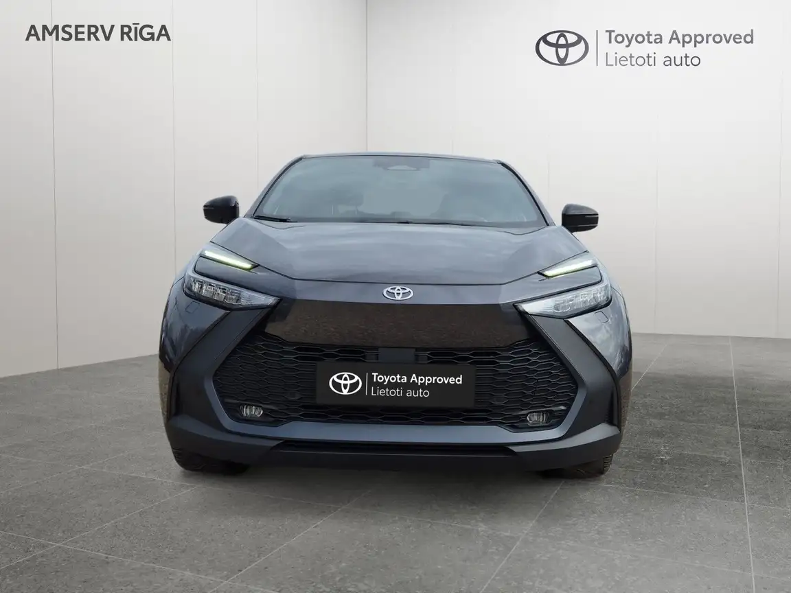TOYOTA C-HR