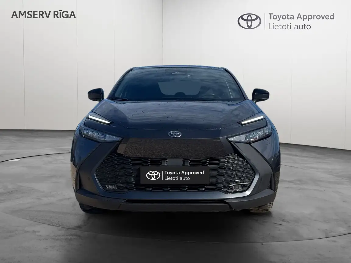 TOYOTA C-HR