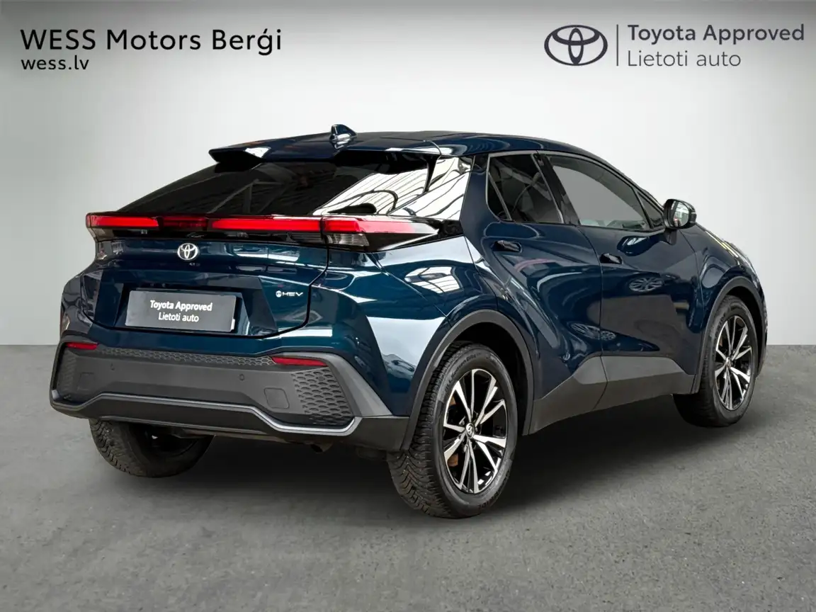 TOYOTA C-HR