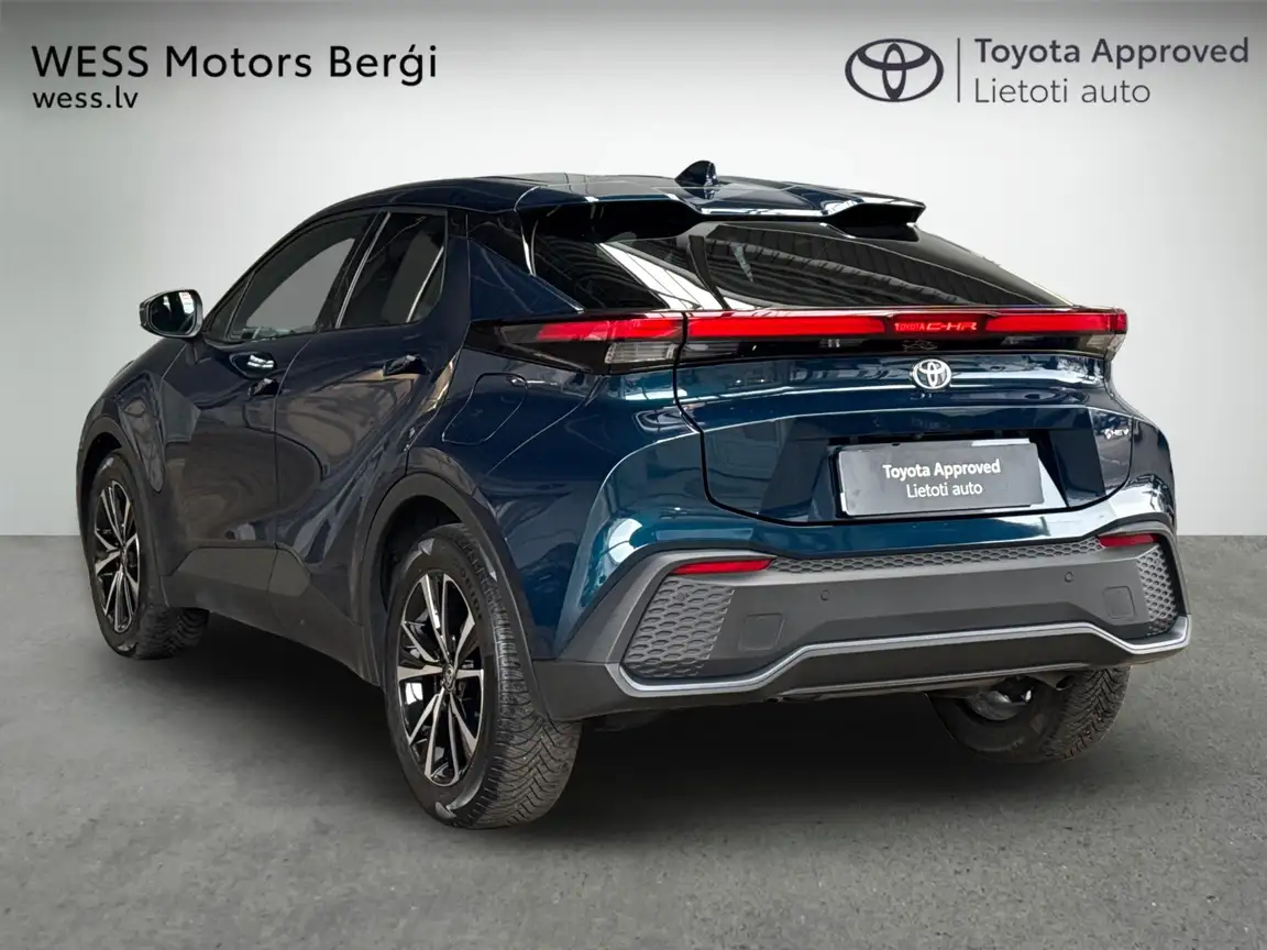TOYOTA C-HR