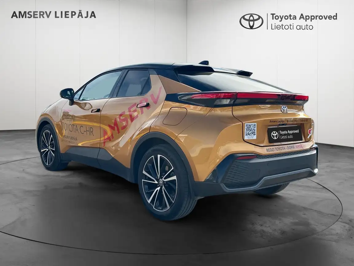 TOYOTA C-HR
