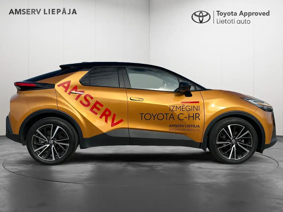 TOYOTA C-HR