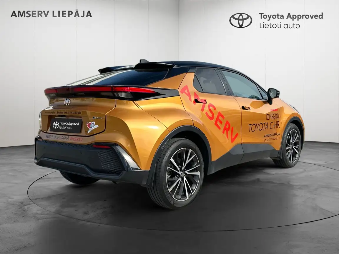 TOYOTA C-HR