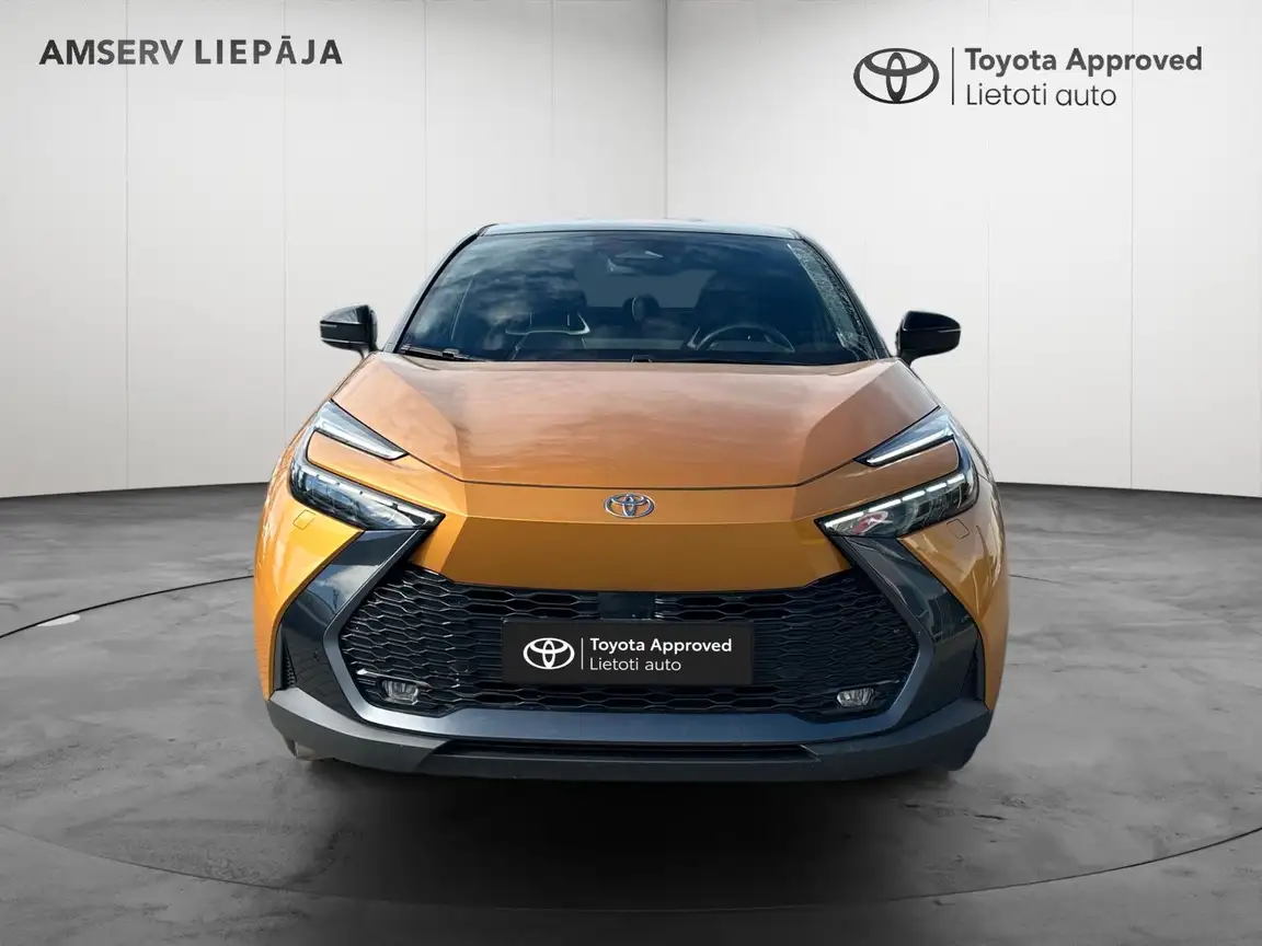 TOYOTA C-HR