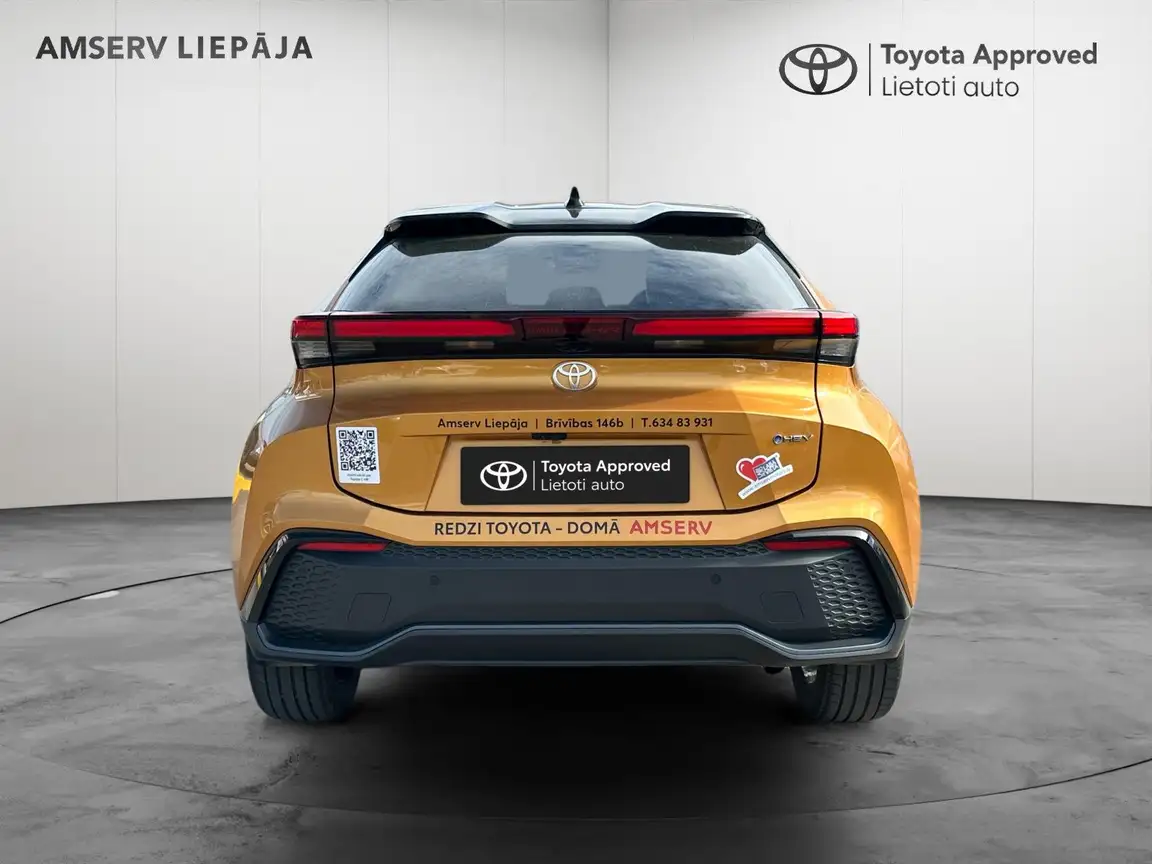 TOYOTA C-HR
