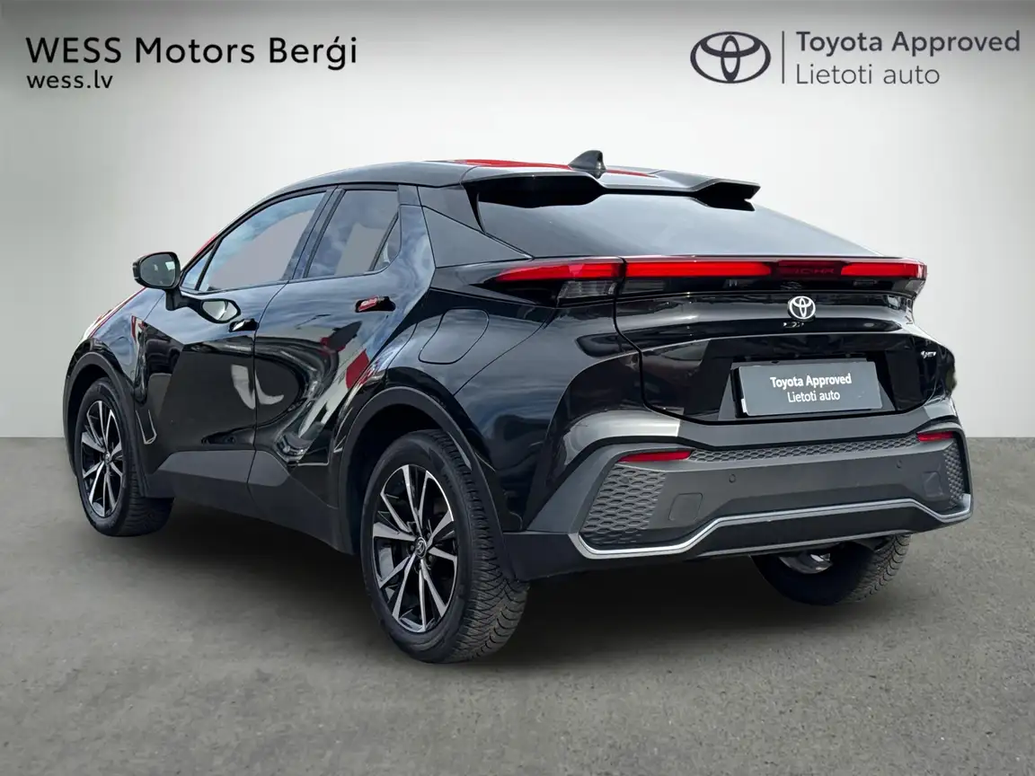 TOYOTA C-HR