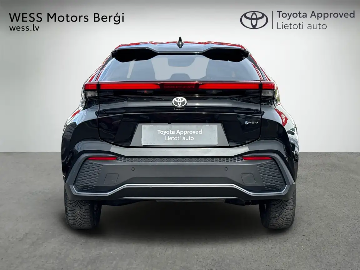 TOYOTA C-HR