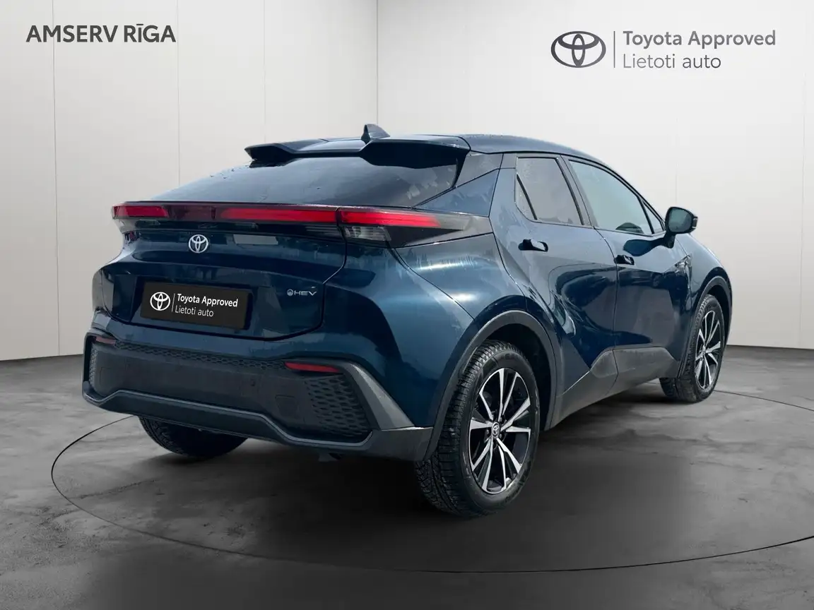 TOYOTA C-HR