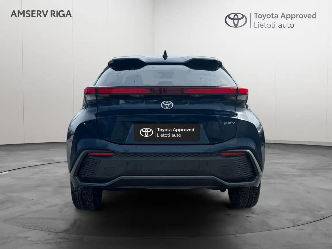 TOYOTA C-HR
