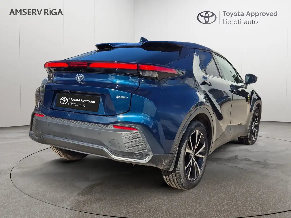 TOYOTA C-HR